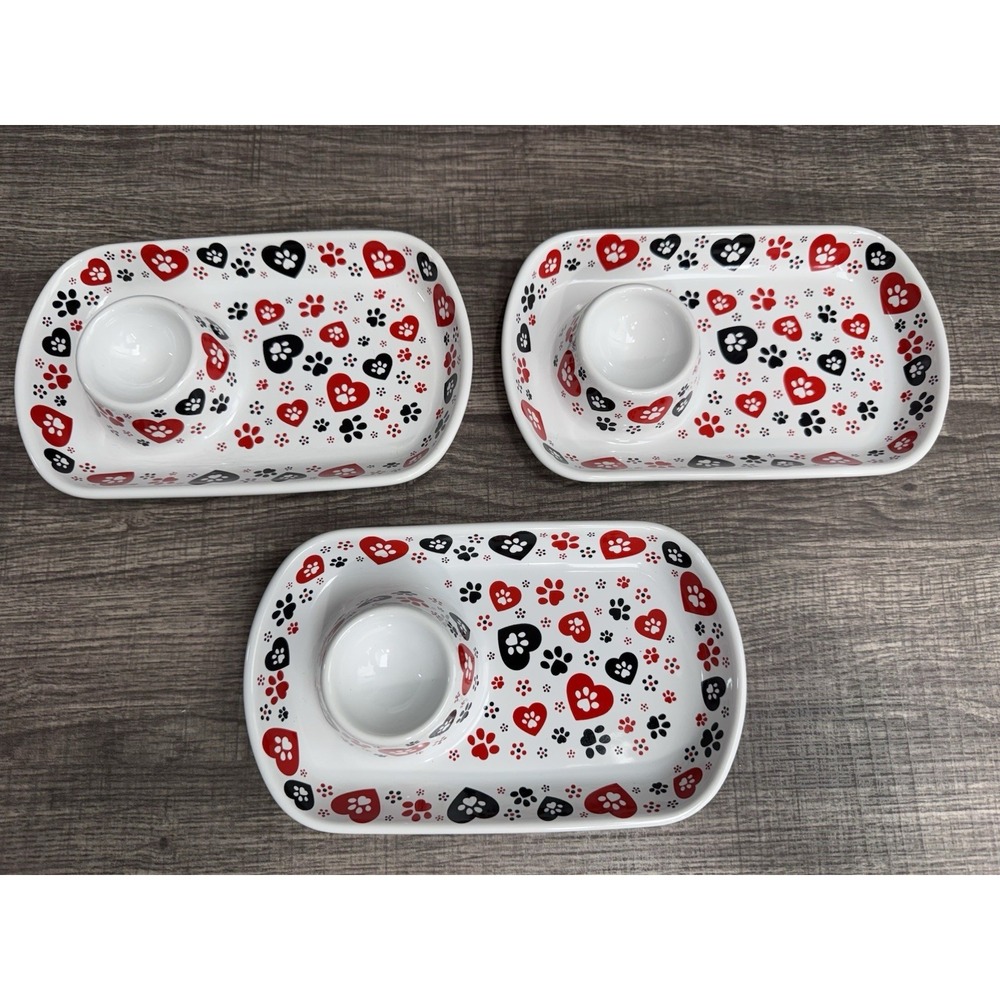 Temp-tations Pawfetti Paws & Hearts Lot of 3 Snack Trays with Sauce Wells